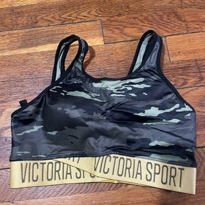 Camo Victoria Secret Sports Bra Size M